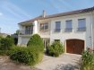 Maison Vente 6 chambres à Montigny-lès-Metz - 300 000 € MONTIGNY : Quartier Piscine, au calme, spacieuse maison de ville 7 pièces, de plain-pied en rdc surélevé, cuisine équipée récente, salon séjour 36 m2 avec cheminée, 6 chambres, 2 salles de bains, garage, chaufferie gaz récente, jardin clos environ 4 ares. Possibilité profession libérale ou partie indépendante.