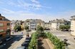 Appartement Vente à Luxembourg-Belair - 500 000 € *** A VENDRE ***
FINE PROPERTIES vous propose en vente ce bel appartement de 55m² à 1 chambre à coucher. Il est situé au 2e étage d'une résidence calme à 4 parties sise au coeur du quartier de Luxembourg-Belair, à proximité directe des commerces et transports publics.
L'appartement se compose comme suit:
Hall d'entrée avec WC séparé, séjour, cuisine équipée, 1 chambre à coucher, salle de bains.
Buanderie et cave en sous-sol.
Au cours des dernières années des rénovations ont été réalisées :
- chaudière au gaz de ville
- fenêtres au double vitrage
- nouvelle façade
Pour de plus amples informations, prière de contacter notre bureau au +352 20 60 15
Ref agence :54