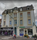 Appartement Location 1 chambre Montigny-lès-Metz - 460 € c.c. MONTIGNY LES METZ, au 1er étage, Appartement 2 pièces de 55 m2 comprenant un séjour, une cuisine meublée et équipée, une chambre, salle d'eau/WC.
Chauffage individuel gaz.
Disponible de suite.
Honoraires d'agence selon LOI ALUR:
327.00 € pour la visite, la constitution du dossier et la rédaction du bail
3€/m² pour l'état des lieux d'entrée soit: 165.00 €
Soit un total de 492.00 €.