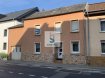 Maison Vente 4 chambres à Lintgen - 749 000 € Maison à vendre idéalement située au centre de Lintgen se composant comme suit:
- Hall
- 4 chambres
- Salle à manger
- Cuisine équipée
- Living avec accès vers la terrasse
Chauffage au gaz
Cette maison ne dispose ni d'un jardin ni d'un garage.
Disponible de suite!
Contactez-nous pour une visite au N.tél: 28 11 22 -1 ou info@homesell.lu
Ref agence : 162