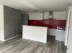Appartement Location 1 chambre à Rémilly - 500 € c.c. appartement 2 pièces. REMILLY, proximité gare et commodités, au rez-de-chaussée d'un petit immeuble de 4 logements, appartement F2 de 39m2 en parfait état. Il se compose d'une pièce de vie avec cuisine meublée ouverte sur séjour, d'une chambre et d'une salle de bains. L'appartement dispose de nombreux rangements : placards dans séjour, chambre et dégagement. Disponible de suite ! LOYER : 480EUR + 20EUR (Eau froide et éléctricité des communs) AGENCE VENNER IMMOBILIER 03 87 63 60 09