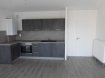 Appartement Location 1 chambre à Yutz - 695 € c.c. Appartement F2 entièrement remis à neuf de 51m2 situé au 2ème étage d'une résidence comprenant 12 appartements.
Situé à proximité des commerces, ce F2 comprend : entrée avec placard coulissant, séjour de 28m2 avec cuisine neuve équipée (four-plaque de cuisson, hotte aspirante, lave vaisselle et mobilier de rangement) et accès terrasse .
Une chambre (12m2), salle de bains avec meuble vasque, miroir et baignoire, WC.
Parking extérieur
Chauffage individuel gaz, double vitrage PVC.
Les charges comprennent : entretien et électricité communs, entretien communs et VMC, taxes ordures ménagères.