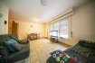 Appartement Vente 1 chambre à Strassen - 435 000 € A vendre en exclusivité auprès de votre agence Immobilière Livingform Real Estate et LF Concept:
Un charmant appartement, situé au coeur de Strassen proche du centre de Luxembourg et des moyens de transports publics vers les commerces.
Le bien se compose d'une chambre à coucher, d'une salle de douche avec WC (possibilité de brancher le lave-linge), cuisine ouverte, salon / salle à manger et dispose d’une surface net habitable de 48m2.
De plus, cet appartement est muni d’un emplacement intérieur et d'une grande cave (19 m2).
(Pour des raisons de rénovations de façade actuellement en cours, nous n'avons pas publié d'images extérieures de la Résidence)
Pour de plus amples informations concernant ce bien immobilier, n’hésitez pas à nous contacter
info@livingform.lu
www.livingform.lu