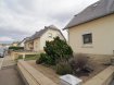 Maison jumelée Vente 2 chambres à Luxembourg-Hamm - 795 000 € *** En conformité avec les mesures prises dans le cadre de la lutte contre le Covid-19, nous regrettons de ne pas pouvoir effectuer des visites actuellement.
Cependant, nous restons disponibles pour toutes questions par téléphone et par email.***
Maison à vendre libre de 3 cotés.
Située dans une rue calme à Luxembourg-Hamm.
A 10min de Luxembourg Kirchberg
A 10min de Luxembourg Centre
Description:
- Année de construction 1930
- Surface habitable 80m2
- Terrain de 3,5 ares
RDCH
- Hall d'entrée
- Salon
- Cuisine individuelle
- Salle de bain
1ETAGE
- 2 chambres à coucher
- Jardin (Sud)
- Cave
- Garage
- Emplacement(s) extérieur(s) devant le garage
- Chauffage électrique
Des travaux sont à prévoir dans la maison.
Il est possible de construire une extension au rdch.
Le bien n'est pas loué et est disponible de suite.
Ref agence :B1213224