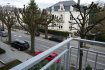 Appartement Location 1 chambre à Luxembourg-Centre ville - 1 900 € Bel appartement situé sur un des boulevards les plus connu à Luxembourg-Ville, à proximité du Parc
L`appartement dispose de :
Hall d’entrée avec armoire encastrée, lumineux séjour- salle à manger avec armoires encastrées donnant accès sur le 1er balcon, une grande cuisine équipée, spacieuse chambre à coucher avec armoires encastrées avec sortie sur le 2ième balcon se trouvant à l’arrière de l’immeuble, salle de bains avec une douche + baignoire et un branchement pour la machine à laver et un WC séparé.
On dispose également d’une cave et d’un grand garage « box » individuel pour voiture avec portail indépendant.