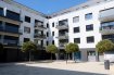 Appartement Location 1 chambre à Luxembourg-Cessange - 1 500 € LUXEMBOURG CESSANGE, 3 rue des FRENES,
Bel appartement lumineux de 47 m2 habitable, au 3ème étage avec ascenseur, entièrement meublé dans une résidence récente de 2015 et comprenant : hall d’entrée, living, terrasse avec sol en bois, cuisine équipée ouverte sur living, une chambre à coucher, une salle de bains avec baignoire, cave, emplacement de parking, doubles vitrages, volets à lamelles électriques, immeuble à basse énergie. Buanderie commune avec lave-linge et sèche linge AEG. Libre le 15 juin 2021.
Contact et visites : Rosalba MAITRE téléphone : 691 550 189
Prix : 1.500 + 160 de charges