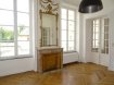 Appartement Location 4 chambres à Nancy - 2 080 € c.c. NANCY, SUPERBE APPARTEMENT DE CARACTERE F 6 , à deux pas de la Place Stanislas, dans bel immeuble 18ème, quartier calme, deux très belles pièces de réception, cuisine séparée équipée (four, plaque de cuisson, lave-vaisselle), quatre chambres donnant vue sur jardin, DEUX salles de bains, deux WC, nombreux rangements, petite dépendance en sous-sol, appartement de standing et de caractère, parquets Versailles, plafonds moulurés, cheminées en marbre, chauffage individuel au gaz, Loyer :1 980 euros plus 100 euros de charges
Agence KLAA 8 rue Girardet NANCY Tél : 03 83 97 01 78 ou 06 80 44 77 95