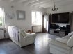 Maison Location 3 chambres à Béchy - 890 € c.c. Maison individuelle avec jardin. -- BECHY à 15 min de Metz -- Au calme, maison développant une surface habitable de 126 m2 construite sur un terrain clos et arboré. Le rez de chaussée vous offre une entrée, un salon-séjour avec accès direct sur la terrasse et le jardin, une cuisine équipée, une salle de bains et un wc séparé. Au 1er étage se trouve une mezzanine, 3 chambres avec placard et une salle de bains avec wc. Vous disposerez d'un garage attenant à la maison, d'un garage indépendant pouvant accueillir 2 voitures et un jardin. Disponible début août