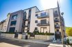 Appartement Location 1 chambre à Pétange - 1 270 € L'agence immobilière MaraMax s.àr.l vous propose en location ce joli appartement, au rez-de-chaussée d'une résidence, bien située dans le centre de Pétange, à quelques minutes du Cactus.
L'appartement a une surface habitable de +/- 60m2 et se compose comme suit:
- hall d'entrée,
- living/salle à manger, accès terrasse et jardin,
- cuisine équipée ouverte,
- 1 chambre à coucher,
- salle de douche avec lavabo et ventilation,
- WC séparé avec ventilation.
A ceci s'ajoute une buanderie commune, une cave et un emplacement intérieur.
Conditions de location:
Loyer: 1.270.-€
Charges: 140.-€
Caution: 2.820.-€
Frais d'agence: 1 mois de loyer + 17%TVA
Disponibilité: De suite!
Pour plus d'informations par rapport à cet appartement, n'hésitez pas à nous contacter.
