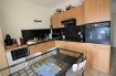 Appartement Location 2 chambres à Villerupt - 555 € c.c. VILLERUPT. Appartement duplex F3 de 65 m2 situé au 1er étage d'une maison. Il comprend une entrée, une cuisine équipée ouverte sur un séjour, une salle de bains avec WC. A l'étage se trouvent deux chambres. Petit jardin non attenant. L'appartement est situé dans les cités de Butte, Rue des Tilleuls, à proximité de toutes commodités, du centre et du Luxembourg. DISPONIBLE LE 31 OCTOBRE..