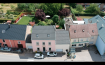 Maison Vente 5 chambres à Elvange (Schengen) - 1 090 000 € Texte français ci-dessous.
Grosszügiges Dorfhaus in top Zustand mit 8 ar grossem, angelegtem Garten in der Gemeinde Schengen, im Ort Elvange.
Das Haus liegt im Dorfkern von Elvange. Der Eingangsflur zeigt sich in originalen, restaurierten Kacheln von Villeroy & Boch. Von hier gelangt man in das grosszügige Wohn/Esszimmer mit Kamin und Ausgang zur Terrasse und dem grossen Garten. Am Ende des Flures findet sich eine separate Gäste Toilette. Auf der anderen Seite des Ganges gibt es eine sehr grosse Wohnküche mit einem weiteren Wohnraum/Büro. Die Räume sind 3 Meter hoch. Über die originale Holztreppe erreicht man den ersten Stock mit 3 Schlafzimmern und einem sehr grossen Bad mit Badewanne und Dusche. Im 2.Stock liegen nochmals 2 Schlafzimmer und ein helles Bad mit Dusche. Das Dach ist komplett isoliert und befindet sich in einem top Zustand.
Rechts neben dem Haupthaus ist ein grosser Anbau ( 15m x 5m ). Hier finden sich eine grosse Doppelgarage, der Heizungsraum, mehrere Abstellkammern und die grosse Waschküche/Hobbyraum ( 25m2 ) mit Zugang zum Garten. Dieser Anbau verfügt über eine Betondecke, sodass ca 40m2 als hoher Speicher zur Verfügung stehen. Hier könnten noch weitere Räumlichkeiten in Verbindung mit dem Haupthaus entstehen. Auf der linken Seite des Haupthauses gibt es ebenfalls einen Anbau, der als weitere Garage und im ersten Stock für weitere Ausbaumöglichkeiten genutzt werden könnte.
Hinter dem Haus liegt ein sehr grosser, angelegter Garten mit grosser Terrasse.
Das Gebäude hat doppelverglaste Fenster, eine sehr gut funktionierende Mazoutheizung ( 3.000 Liter/Jahr ) und viele weitere Ausbaumöglichkeiten.
Elvange liegt sehr günstig zwischen Mondorf-les-Bains, Remich und Schengen. Hier finden sich alle Einkaufsmöglichkeiten, Schulen, Sportangebote und kulturelle Ereignisse. Die Natur ist unmittelbar vor der Tür, sowie die romantische Mosel mit ihren berühmten Weinbergen. Bushaltestelle direkt vor der Tür und der Autobahnanschluss Luxemburg-Saarbrücken in 3km.
Maison de village spacieuse en excellent état avec un jardin aménagé de 8 ares dans la commune de Schengen, village de Elvange
La maison se situe au centre d’Elvange. Le couloir d’entrée se présente en céramiques originales restaurées de Villeroy & Boch. A partir d’ici en atteint le salon/salle à manger spacieux avec cheminée et sortie sur la terrasse et le grand jardin. Au fond du couloir on a un WC séparé. De l’autre côté de ce couloir, on trouve une grande cuisine de séjour et une pièce/bureau supplémentaire. La hauteur des plafonds est de 3m. Le 1er étage avec ses 3 chambres à coucher et sa grande salle de bains avec douche et baignoire est atteint par l’escalier en bois originale. Au 2e étage se situent 2 chambres à coucher supplémentaires, ainsi qu’une salle de douche lumineuse.
La toiture en excellent état est complètement isolée.
Une grande annexe de 15 x 5 m se situe à droite de la maison principale. On trouve ici un grand double garage, la chaufferie, plusieurs débarras et une grande buanderie/pièce à hobby (25m2) avec accès au jardin. Cette annexe dispose d’une dalle en béton, de façon que +/- 40m2 de combles sont également à disposition. On pourrait y aménager des pièces supplémentaires reliées à la maison principale. Sur la partie gauche se situe une autre dépendance qui pourrait servir comme 2e garage au rez-de-chaussée et au premier étage pour d’autres aménagements.
Derrière la maison on a un très grand jardin aménagé avec terrasse.
La bâtisse dispose de fenêtres à double vitrage et d’un chauffage au fuel efficient (3000l/an) et elle offre encore beaucoup de possibilités d’expansion.
Elvange se situe avantageusement entre Mondorf-les-Bains, Remich et Schengen, où on trouve tous les commerces, écoles et offres sportives et culturelles. La nature et la Moselle romantique avec ses vignobles réputés sont à proximité immédiate. L’arrêt de bus est devant la Maison, l’accès à l’autoroute Luxembourg Sarrebruck est à 3km.