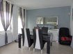 Maison mitoyenne Vente 3 chambres à Réhon - 142 000 € Maison mitoyenne avec garage 1 voiture. RDC entièrement rénové: entrée, dégagement, placard, cuisine équipée, salon ouvert sur salle à manger avec accès grande terrasse (pas de jardin), salle de bains et wc, ETAGE (prévoir un rafraîchissement): 2 chambres, salle de bains, wc, 1 espace bureau, COMBLES aménageables au-dessus. Foncière: 800€, dv pvc, toiture 2015