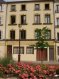 Appartement Location 3 chambres Metz - 770 € Rue Basse-Seille et à proximité du centre-ville ce logement est situé Au rez-de-chaussée d'un petit immeuble. D'une surface de 115m², il est composé de 5 pièces et comprend : un salon-séjour, une cuisine, une salle de bain, une salle de d'eau, et 3 chambres. Chauffage au gaz. Il est actuellement disponible.