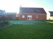 Maison Vente 2 chambres à Caudry - 163 280 € pavillon individuelle proche caudry. pavillon individuel à 5 minutes de caudry bâti sur environ 1000m2 comprenant cuisine équipée ouverte sur grand salon séjour - cellier -salle de bains (baignoire - douche italienne) étage deux grandes chambres de 18m2 ( possibilité de faire 3 chambres) bureau possibilité de garer 4 voitures garage chauffage électique