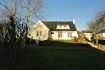Maison Vente 6 chambres à Vibraye - 214 430 € MAISON CONTEMPORAINE. C-IMMOBILIER vous propose une maison contemporaine de 190 m² offrant en rez-de-jardin: une entrée avec escalier, une chambre, une salle de bains. Cave, atelier, chaufferie : lingerie et un garage. Au rez-de-chaussée: palier, cuisine aménagée et équipée, salle à manger-salon avec cheminée, dégagement, couloir, wc, une chambre double et une suite parentale comprenant une chambre et une salle d'eau avec wc. A l'étage, un palier/dressing, deux chambres et une salle de bains. Terrain de 1460 m².
*Honoraires inclus charge acquéreur : 7.22% TTC (prix 200000.00 euros hors honoraires).