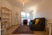 Appartement Location 1 chambre à Strasbourg - 695 € c.c. Au 3e étage avec ascenseur d'une résidence très récente située en bordure du centre-ville et à deux pas de la gare centrale, beau studio meublé comprenant :
Entrée, séjour avec cuisine équipée et terrasse, salle de douche avec wc.
Logement entièrement meublé et équipé.