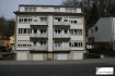 Appartement Vente 2 chambres à Luxembourg-Neudorf - 515 000 € SOUS COMPROMIS !! IMMO EXCELLENCE vous propose en exclusivité un appartement d'une surface habitable de 75,5 m2, situé au rez-de-chaussée d'une Résidence. L'appartement se compose comme suit : Un hall d'entrée ( 6.88 m2 ), une pièce pour la cuisine ( 12.83 m2 ) avec accès direct sur un balcon, une chambre-à-coucher ( 13.90 m2 ), une deuxième chambre-à-coucher ( 16.74 m2 ), une salle-de-bains ( 2.89 m2 ), un double séjour ( 20.42 m2 ) avec accès direct sur un balcon ( 5.54 m2 ), une cave ( 3,20 m2 ), un garage ( 17,57 m2 ) ainsi qu'un emplacement extérieur.
L'appartement se situe à quelques minutes du Kirchberg et à seulement 15 minutes du centre-ville de Luxembourg.
La chaudière de marque VIESSMAN date de 2018.
Situation idéale à proximité de toutes commodités.
Ref agence :3426758
