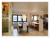 Maison mitoyenne Vente 4 chambres à Esch-sur-Alzette - 850 000 € A vendre, magnifique maison de quatre chambres à coucher, d'une surface de 183 m2 sur un terrain de 1,54 ares, située à Esch-Sur-Alzette.
La maison se compose comme suit:
Au rez-de-chaussée se trouvent un garage pour 2 voitures, une cave, une buanderie avec sortie sur le jardin, un hall et un WC séparé.
Au rez-de-jardin, vous attendend un grand séjour de 56m2 avec sortie sur la terrasse et une cuisine ouverte équipée.
Au premier étage la maison offre un hall, une chambre à coucher avec accès balcon, une deuxième chambre à coucher, une salle de bains avec douche et WC.
Au deuxième étage se trouvent encore une chambre à coucher avec grand dressing, une deuxème chambre à coucher et une salle de bain avec baignoire et douche.