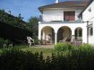 Maison Vente 6 chambres à Briey - 270 000 € BRIEY HAUT: proche des commodités, maison individuelle offrant hall d'entrée, cuisine équipée ouverte sur salle à manger avec accès terrasse, salon avec cheminée insert, salle de bain, wc séparé, trois chambres, combles aménagés avec un salon, salle d'eau et wc, sous-sol complet avec une pièce sauna avec douche, une buanderie et une cave, un garage et un appartement F3 au rdc offrant cuisine aménagée ouverte sur salon avec cheminée insert, salle d'eau, deux chambres, garage le tout sur un terrain clos de 7.5 ares. Honoraires inclus: 4 % (charge vendeur) AGENCE AGORA BRIEY: 03 82 20 25 26