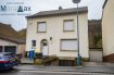 Maison Vente 4 chambres à Kopstal - 795 000 € L'agence immobilière MaraMax s.àr.l vous propose cette charmante maison avec une vue imprenable, bien située à Kopstal, sur un terrain de +/-4a 40ca.
La maison a une surface totale de +/-268.47m2, une surface habitable de +/-170.17 et se compose comme suit:
Rez-de-chaussée:
- hall d'entrée,
- living/salle à manger, accès balcon,
- cuisine indépendante,
- WC séparé rénové avec fenêtre et lavabo.
Premier étage:
- hall de nuit,
- 4 chambres à coucher, dont une avec possibilité d'aménager une salle de bains.
Deuxième étage:
- spacieux grenier non isolé avec dalle en béton.
Sous-sol:
- espace cave,
- salle de bains,
- garage.
Pour plus d'informations par rapport à cette maison, n'hésitez pas à nous contacter.