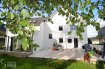 Maison individuelle Vente 6 chambres à Dahlem - 1 725 000 € L'agence immobilière Christine SIMON a le plaisir de vous présenter en exclusivité cette superbe maison unifamiliale, située à Dahlem proche de l'école.La particularité de cette demeure elle a deux maisons construite sur une parcelle cadastrale de 7,25 ares, commencent par la, Maison 1,Surface utile approximative 255,78 m2 dont 116,08 m2 habitables.Construite en 1976 Passeport énergétique: E-F.Au sous-sol;Chaufferie, wc séparé, buanderie, garage de 30 m2 et une cave derrière de 30 m2.Rez-de-chaussée:-Hall d'entrée-Salon, salle à manger de 29 m2, -Cuisine équipée indépendante, accès vers la terrasse de 42 m2 et un grand jardin.A l'étage.-Hall de nuit3 chambres à coucher dont une de 12,80 m2 et deux de 14,40 m2.- Une salle de douche avec toilette, lavabo, fenêtre. Au combles:Grenier non aménagé de 63 m2 au sol, possibilité de faire une chambre parentale, raccordement eau, chauffage et électricité sont déjà prévus.Techniques:Chaudière à mazout de 1996, ballon changé novembre 2022, double vitrage en pvc, eau, électricité et canal revus en 2013, toiture ardoise artificielle, nettoyage toiture en septembre 2022.Maison 2Maison à basse énergieSurface utile approximative de 149,23 m2 dont 109,23 m2 habitables.Passeport énergétique: B-BAu rez-de-chaussée: -Le hall d'entrée, coin vestiaire- Un espace vie lumineux d'environ 39 m2, ouvert vers la cuisine équipée avec un accès vers la terrasse d'environ 15 m2 et le jardin d'env. 4 ares.-Hall, toilette séparée, buanderie et débarras avec local technique.-escalier en bois massif vers l'étageLe premier étage vous offre un hall de nuit,- 3 chambres à coucher dont une avec dressing de 13,67 m2 et deux de 12,40 m2.- Une salle d'eau, wc, lavabo et fenêtre.Accès vers le grenier non aménagé dans le hall par un escalier , servant uniquement entant que grenier de stockage d'env. 30 m2 au sol.Construction 2015, triple vitrage, façade isolante 29 cm, chaudière pompe à chaleur, chauffage au sol, toiture isolée couverture en tôle de zinc. (Zinkblechabdeckung)Disponibilité juillet 2023.Si maintenant vous êtes persuadés d'avoir trouvé votre nouvelle maison, n'hésitez pas et contactez Christine SIMON, pour de plus amples renseignements ou une visite, Tel: 621 77 88 30 tel: 26 53 00 30 1 ou par mail à info@christinesimon.luAu plaisir de vous rencontrer.Nous sommes en permanence à la recherche des biens pour nos clients solvables, actuellement nous sommes à la recherche de locations pour nos clients, donc si vous désirez vendre ou louer appelez l'agence immobilière Christine SIMON.La commission de vente est aux frais du vendeur.