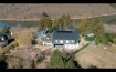 Maison de maître Vente 5 chambres à Insenborn - 2 200 000 € Texte français ci-dessous.
Eines der traumhaftesten Anwesen im Luxemburger Land.
Auf einer Anhöhe, direkt über dem Stausee und grandiosem Rundumblick, liegt das Anwesen sehr ruhig und mitten in der Natur. Nur ein kleiner Weg führt zu der handvoll, exklusiven Häuser, in einer sehr bevorzugten Lage.
Das Haupthaus wurde 1960 im Ardennen-Stil errichtet, vom jetzigen Eigentümer von Grund auf erneuert und mit einem 450m2 großen, modernen Anbau erweitert. Somit stehen insgesamt fast 517m2 Wohnfläche zur Verfügung und eine riesige Garage für mindestens 4 Autos.
Das ursprüngliche Haus wurde komplett erneuert, wobei der klassische Ardennen-Stil berücksichtigt blieb. Es wurden nur die besten Materialien verwendet und gerade im Detail keinerlei Kosten gescheut. So entstand im unteren Bereich ein großzügiges Wohn/Esszimmer mit Zugang zur wunderschönen, riesigen Terrasse mit Seeblick. Die Küche ist funktionell/modern und mit einer Durchreiche mit dem Esszimmer verbunden. Des Weiteren gibt es eine Gäste-Toilette und eine klassische Treppe in den ersten Stock. Dort liegt das Master-Schlafzimmer mit Balkon (Traumblick), eigenem Traum-Bad und Dressing. Daneben gibt es ein weiteres Zimmer mit Schlafzimmer im Stock darüber. Hier gibt es einen Zugang zur Sonnenbank. Weiterhin findet man ein Abstellzimmer, ein Bad, eine separate Toilette und ein gemütliches Zimmer, dass als Büro genutzt werden kann. Hier liegt auch der Zugang zum neuen Teil des Anwesens. Man betritt einen Raum von ca 70m2, mit 4 großen Fenstern und einem weiteren, offenen Stockwerk, welches nochmals 25m2 umfasst. Im hinteren Teil gelangt man über eine Glas-Schiebetür in einen modernen Dressing und ein sehr modernes Bad mit Dusche und Toilette. Dieser großzügige Bereich eignet sich zum sehr komfortablen Wohnen, als Büro oder seriösen Hobby-Raum. Eine weitere Tür öffnet den rechten Flügel des Anwesens. Hier liegen ein großer Raum mit Kamin und tollen, burgähnlichen Fenstern, sowie ein weiterer großer Raum mit Badezimmer. Man kann diesen Bereich auch getrennt vom Haupthaus, von der Garagenseite erreichen. Eine weitere Treppe führt in den 2.Stock des rechten Flügels und bietet ein wahnsinniges Turmzimmer mit einem 2.Bereich, der als Abstellkammer oder Archiv genutzt werden kann. Von hier hat man einen unglaublichen Blick über den Stausee und die gesamte Natur. Diese Räumlichkeiten des rechten Flügels können als eigenständige Wohnung oder als Büro genutzt werden. Im Erdgeschoss dieser Seite des Anwesens befinden sich die riesige Garage für mindestens 4 Autos, einer Werkstatt, ein Badezimmer mit Dusche und die super-moderne Gas-Heizungsanlage. Eine Regenwasseranlage ist vorinstalliert.
Alle verbauten Materialien sind sehr hochwertig, alle Holzarbeiten, Kacheln, Marmor und Steingut, Fenster ( im neuen Teil 3-4 fach ), Fliegengitter, Schieferdächer, Isolierungen, Alarmanlage, Garagentore etc.
Auf die Außenanlage des Anwesens wurde besondere Rücksicht genommen. Über einen eigenen Weg gelangt man auf das riesige Grundstück mit stilgerechter Vorfahrt vor dem Haus. Der vordere Teil des Anwesens wurde mit viel Liebe zum Detail angelegt und begeistert alle Besucher. Eine riesige Durchfahrt vor den Garagen stellt eine praktische Verbindung zur Terrasse und Garten dar oder sorgt dafür, dass man bei jedem Wetter trocken ins Haus kommt, ohne die Garage benützen zu müssen. Der Eingangsbereich des ursprünglichen Hauses wurde nach toskanischem Vorbild ausgebaut mit einer romanischen Pergola mit Platz für viele Freunde und einem eigens gebauten Backofen/Grill Häuschen. Hier lassen sich die Sommertage wie in Italien verbringen. Eine weitere, riesige Terrasse befindet sich hinter dem Anwesen und lässt sich , unter anderem, vom Wohnzimmer her betreten. Hier wurde sehr stilvoll mit vielen Steinen gearbeitet, mehrere luxuriöse Aufenthaltsmöglichkeiten erschaffen, sowie eine traumhafte Gartenlandschaft gestaltet. Verrückte Details sind 2 Außenkamine, Lampen in verschiedenen Nischen und viele verrückte Accessoires an den Wänden und im Garten. Hier finden sich weitere kleinere Gebäude, wie zum Beispiel eine Holz-Chalet (30m2), ein großer Hundezwinger, ein Abstellhäuschen für Gartengeräte, und ein professionelle Umweltkontainer.
Das Grundstück verläuft sich auf der rechten Site des Anwesens in einem riesigen, zum Teil angelegten ,Park mit eigenem Zugang von der unteren Straße. Hier gibt es wiederum mehrere kleine Holzschuppen, eine Werkstatt und die Möglichkeit ein großes, weiteres Gebäude zu errichten. ( z.B. einen großen Pferdestall für mehrere Tiere, eine große Werkstatt oder einfach nur eine Halle für verschiedene Möglichkeiten). Das gesamte Anwesen ist eingezäunt.
Das Anwesen ist einzigartig in der Lage, Größe und Qualität, was heutzutage kaum noch realisierbar sein wird. Umgeben von weiteren Traumhäusern und prominenter Nachbarschaft, lässt sich Natur und die absolute Ruhe genießen.
Insenborn liegt malerisch am Stausee von Luxemburg, mitten in der Natur. Der See bietet viele Wassersportmöglichkeiten und der Strand von Insenborn ist in ein paar Minuten erreichbar. Das Städtchen Esch/Sur liegt nur einige Kilometer entfernt. Arlon (B) befindet sich 20 Minuten auf der anderen Seite des Sees, sowie eine Autobahnanbindung Luxemburg-Brüssel. Die Verbindung zur Stadt Luxemburg wurde durch die Eröffnung des Stafelter Tunnels noch einfacher. Den Kirchberg/Flughafen erreicht man in etwa 40 Minuten.
Une des plus belles propriétés de rêve au Luxembourg.
La propriété a une situation très tranquille sur un coteau en pleine nature, directement au-dessus du lac de barrage et offrant une vue panoramique grandiose. Seulement quelques maisons exclusives en situation très privilégiée sont accessibles par un seul petit chemin.
La maison principale de style ardennais, a été érigée en 1960. Elle a été rénovée de fond en comble par le propriétaire actuel et elle a été agrandie d’une annexe moderne de 450m2. Par conséquent, presque 517m2 de surface habitable, ainsi qu’un garage gigantesque pour au moins 4 voitures sont à disposition.
Lors de la rénovation complète de la maison initiale, le style classique ardennais a été respecté. Seulement les meilleurs matériaux ont été utilisés et, surtout en détail, on y a mis le prix. Il en résulte dans la partie inférieure, un salon/salle à manger spacieux avec accès sur la terrasse magnifique et gigantesque avec vue sur lac. La cuisine est fonctionnelle et moderne et est reliée par un passe-plat à la salle à manger. En outre, on a un WC séparé et un escalier classique pour atteindre le premier étage où se situe la chambre à coucher principale avec balcon et vue de rêve, ainsi qu’un dressing et une salle de bains de rêve. A côté, on trouve une pièce supplémentaire avec chambre à coucher au-dessus. Ici on a accès au solarium. En outre, cet étage est équipée d’ un débarras, d’une salle de bains, d’un WC séparé et d’une chambre douillette, qui peut avoir l’affectation de bureau. Ici se trouve l’accès à la nouvelle partie de la propriété. On entre dans une pièce de +/- 70m2, équipée de 4 grandes fenêtres et d’un étage ouvert supplémentaire, qui englobe encore une fois 25m2. Dans la partie postérieure, on accède par le biais d’une porte coulissante en verre à un dressing moderne et une salle de bains moderne avec douche et WC. Cette partie généreuse s’apprête particulièrement comme séjour confortable, comme bureau ou comme spacieuse pièce à hobby. Une porte supplémentaire ouvre l’aile droite de la propriété où se situe une grande pièce avec cheminée équipée de fenêtres dans le style d’un château-fort, ainsi qu’une autre grande pièce avec salle de bains. Toute cette partie peut également être accédée séparément à partir du côté du garage. Un escalier supplémentaire mène au 2me étage de l’aile droite et offre une chambre-tour délirante avec une 2me partie, qui peut être utilisée comme archive ou débarras. D’ici, on a une vue incroyable sur la nature et le lac. Ces locaux de l’aile droite peuvent être exploités comme bureau, ou comme appartement séparé. Au rez- de- chaussée de ce côté de la propriété se situe l’énorme garage pour au moins 4 voitures, un atelier, une salle de douche et le chauffage au gaz super-moderne. Une installation de récupération des eaux pluviales est préinstallée. Tous les matériaux de construction, comme la menuiserie, le carrelage, marbre, fenêtres (dans la nouvelle partie à triple et quadruple vitrage),Moustiquaires, isolations, installation d’alarme, portes de garage etc., sont de très haute qualité.
Les alentours de la propriété ont été pris particulièrement en considération. Par le biais d’un chemin privé, on atteint le terrain gigantesque avec arrêt de style devant la maison. La partie antérieur de la propriété a été aménagée avec beaucoup d’amour au détails et enthousiasme tous les visiteurs. Le passage gigantesque devant les garages constitue un raccordement pratique avec la terrasse et la jardin, de sorte qu’on peut atteindre la maison par tous les temps sans devoir utiliser le garage.
La partie d’entrée de la maison initiale a été aménagé selon le modèle toscane avec une pergola romantique, une maison à barbecue avec four, pour avoir beaucoup d’espace pour les invités. Les journées d’été se passent comme en Italie. Une autre terrasse gigantesque se situe dans la partie postérieure de l’immeuble et peut être atteinte entre autres à partir du living. On a travaillé beaucoup de pierres, crée plusieurs possibilités luxurieuses de séjour et dessiné un jardin de rêve.
En détail, on trouve 2 cheminées extérieures, des lampes dans diverses niches et beaucoup d’accessoires délirants sur les murs et au jardin. Plusieurs petites bâtisses se trouvent ici, comme un chalet en bois de 30 m2, un chenil, un abri de jardin pour outils et un conteneur environnemental professionnel.
Le terrain se perd du côté droit en un parc énorme en partie aménagé avec accès séparé de la rue inférieure. On y trouve encore plusieurs remises en bois, un atelier et la possibilité d’ériger un grand immeuble supplémentaire. (p.ex. écurie pour plusieurs chevaux, un hall ou un atelier) Toute la propriété est clôturée.
Cette propriété est unique depuis sa situation, sa surface et sa qualité, dont la réalisation nos jours ne semble pratiquement plus possible. Entouré d’autres villas de rêve et voisinage élitaire, la nature et le calme absolu peuvent être savourés.
Insenborn se situe de façon pittoresque en pleine nature au bord du lac de barrage au Luxembourg. Le lac offre beaucoup de possibilités de sports nautiques et la plage d'Insenborn est à quelques minutes. Le petite ville d'Esch- sur- Sûre n'est qu'à quelques kilomètres. Arlon se situe à 20 minutes de l'autre côté du lac, ainsi qu'un accès sur l'autoroute Luxembourg - Bruxelles. Le trajet vers Luxembourg, Kirchberg et l'aéroport va considérablement s'améliorer avec l'ouverture de la route du nord .