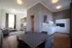 Appartement Location 1 chambre à Luxembourg-Centre ville - 3 500 € Sigelux Real Estate vous propose à la location cet appartement de luxe, entièrement meublé par la Maison « Bonn », situé en centre-ville, L-2229 Luxembourg , Rue du Nord lot 19, au 1er étage d’une résidence de 6 unités.
Surface habitable +/- 64m2:
- living
- cuisine ouverte toute équipée
- salle de douche, toilette, lave-linge, sèche-linge
- dressing
- une chambre
- revêtement sol parquet
- chauffage urbain
- double vitrage
- porte sécurisée
- 1 parking fermé (parking du théâtre)
- cave
Sa localisation en plein centre-ville est idéale pour un jeune couple, à proximité des restaurants, commerces…. Les transports publics sont accessibles en quelques minutes, à pied pour vous conduire au Kirchberg, à la gare…
DISPONIBLE DE SUITE
Loyer . 3500 €
Charges : 350 €
Pour plus de renseignement ou un Rendez-Vous pour visiter contactez :
SIGELUX : 46 71 31 ou info@sigelux.lu