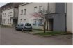 Appartement Vente 2 chambres à Hussigny-Godbrange - 178 000 € Appartement à vendre à Hussigny-Godbrange (Fr.)
REMAX Luxembourg, vous propose ce charmant appartement, l'immeuble a été construite en 2008 et il est dans un très bon état.
Aperçu :
Situé dans une rue calme, aux hauteurs d' Hussigny-Godbrange, cet appartement se trouve dans une petite résidence, pas loin du Centre avec ses magasins, restaurants et écoles.
Description de l'appartement:
L'appartement se trouve au 1ère étage et dispose d'une surface habitable de 69 m2 avec 2 chambres à coucher, un grand balcon, une cave privative, une place de parking intérieure et extérieure.
Dans cet appartement vous trouvez 2 chambres à coucher, un grand living lumineux avec accès au grand balcon et cuisine équipée et ouverte. En outre, vous trouvez une salle de douche, un WC séparé et un débarras avec buanderie.
L'appartement dispose aussi d'un grand balcon, d'une cave privative, d'une place de parking intérieure et extérieure.
L'immeuble a été construite en 2008.
Équipements :
Chauffage au gaz
Fenêtres: double vitrage
Localisation :
Cet immeuble se trouve dans une rue calme, aux hauteurs d'Hussigny-Godbrange, pas loin du Centre. Des magasins et des restaurants se trouvent à quelques minutes de cet immeuble. Les écoles sont accessible à quelques minutes à pieds.
La frontière Luxembourg est à quelques kilomètres.
Idéalement lié aux réseaux transports publiques. Des arrêt de bus, directions Luxembourg, sont dans le village.
Differdange: 4 km
Esch/Alzette: 10 km
Luxembourg-Ville: 28 km