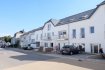 Local commercial Vente à Hobscheid - 560 000 € HOBSCHEID
En plein centre, dans immeuble neuf mixte à basse énergie (A/A/A)
LOCAL DE COMMERCE à vendre au Rez-de-chaussée de 135 m2 libre de toute occupation. Le local est actuellement en cours de finition et en open space. Ideal pour commerce de proximité, épicerie mais également pour profession libérale.
Chauffage au sol, ventilation, triples vitrages, chauffage aux pellets,
prix : 560.000 HTVA
possibilité d'acquérir un annexe/salle d'archives de 22m2 à 2.500€/m2
et 24m2 cave 2.500€/m2
Prix emplacement extérieur.: 10.000 euros l'unité
Contact et visites : Mme Nassim TOLOUI, téléphone : 691 120 478