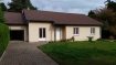 Maison individuelle Location 3 chambres à Cattenom - 1 500 € Tempocasa vous propose une très belle maison plein pied d'environ 130m² à Cattenom située à 10 min de la frontière Luxembourgeoise proche de toutes commodités composée comme suit:
- Hall d'entrée avec placard intégré
- Grand salon séjour avec accès terrasse et jardin
-Grande cuisine équipée ouverte
-3 Grandes chambres
-Une réserve avec fenêtre
-une salle de bain avec wc, baignoire et douche
-WC séparé
Equipements:
-3 garages fermés
-parkings extérieurs pour plus de 6 voitures
-Grand jardin arboré
-belle terrasse
A voir absolument!!!!