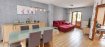 Maison Plain pied. Coup de coeur à 8km de Rohrbach les Bitche, Nord Sud Immobilier propose ce joli pavillon de plain pied composé d'une entrée, WC, salon / salle à manger donnant sur la véranda de 39m², cuisine aménagée et équipée, 2 chambres à coucher + une troisième pièce de 6.8m²  et une salle de bain.

Le bien offre aussi un terrain clos et plat avec abris de jardin, un sous sol complet avec garage pour 2 véhicules et porte motorisée. Le chauffage est assuré par une pompe à chaleur.

De beaux volumes de pièce de vie, une bonne classe énergétique et un terrain sans vis à vis, cette maison a tout pour plaire !

Contact Nord Sud Immobilier à Rohrbach les Bitche, Diemeringen, Bitche et Sarreguemines au 0372640102