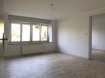 Appartement Location 1 chambre à Bousse - 570 € c.c. Appartement à Bousse. Appartement F2 à Bousse, disponible de suite. Cet appartement de 54m2 au rez-de-chaussée est composé d'une entrée, une cuisine, un salon-séjour, une chambre, une SDB et un WC indépendant. En annexe : une place de parking privative. En commun: un grand jardin. Logement proche des commodités (villa medica, banque, boulangerie, supermarché...) Double vitrage PVC, chauffage individuel éléctrique par radiateur. Loyer : 570 euro charges comprises (dont provision mensuelle sur charges récupérable : 70 euro). Dépôt de garantie : 500 euro. Honnoraires à la charge du locataire 500 euro (comprenant 400 euro pour la constitution du dossier, visites et rédaction et 100 euro pour l'état des lieux).