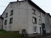 Maison Vente 4 chambres à Bacourt - 103 000 € ENTRE METZ ET NANCY. BACOURT, à 10 minutes de DELME, pour les amoureux de la campagne, ancienne et solide fermette avec grange, jardin et verger de + de 30 ares. A rénover. Maison comprenant au rez-de-chaussée : 1 couloir, 1 cuisine, 3 pièces, 1 salle de douche, un WC, une grande grange pouvant accueillir 3 voitures, chaufferie et à l'étage : 3 chambres et un beau palier. Beaux volumes et grand grenier avec ouvertures créées laissant de nombreuses possibilités d'aménagement (3éme niveau). Une grande cave avec puits, cour arrière et jardin de 3 ares 96 + verger attenant cloturé avec arbres fruitiers. 103 000 € FAI - AGENCE VENNER 03.87.63.60.09