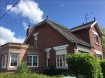 Maison Vente 3 chambres à Râches - 179 000 € Votre agence Vitrin'Immo vous propose cette jolie maison semi-individuelle type maison bourgeoise située à proximité du centre ville de Râches à moins de 25 minutes de Lille.

Charmante maison des années 1920 proposant une vaste entrée, un salon/séjour, une grande cuisine équipée, une véranda, une salle de bain, une salle d'eau, 3 chambres dont une avec dressing, un wc et un garage.

Petit plus: secteur prisé et place de stationnement privatives

Avis de l'agence: un fort potentiel pour cette maison au charme rare. Prévoir une enveloppe travaux.

Faire offre après visite!!

Villes proches: Raimbeaucourt, Orchies, Lallaing, ...