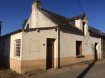 Maison Vente 2 chambres à Guémené-Penfao - 60 000 € Maison à rénover. Avis aux bricoleurs, aux investisseurs, aux courageux, etc..
Situé en hameau calme sur la commune de GUENOUVRY.
En toute simplicité, cette bâtisse d'environ 60 m² comprend une cuisine, salon avec cheminée, 2 chambres sur parquet, salle d'eau avec wc. Grenier aménageable, chaufferie. Le terrain de 800 m² environ , sera un véritable atout afin de profiter des joies de la nature.
Contactez Séverine Dano (n° siret: 80029587500010) 06.82.88.51.52
Prix HAI: 60 000euros (55000euros net vendeur 5000euros honoraires agence) dont 9.09 % honoraires TTC à la charge de l'acquéreur.