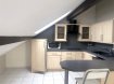 Appartement Location 1 chambre à Amnéville - 575 € c.c. MALANCOURT-LA-MONTAGNE, au deuxième et dernier étage d’une résidence au calme, proche de toutes commodités et d’axes autoroutiers, bel appartement F2 de 52m² habitable composé d’une entrée, d’une cuisine équipée ouverte sur un séjour lumineux et en mezzanine un salon, d’une grande chambre, d’une salle de bain carrelée, d’un wc séparé. Double vitrage PVC. Chauffage gaz. Garage.
Loyer : 575.00 euros /mois
Charges : 10.00 euros /mois
Dépôt de garantie : 575.00 euros
Honoraires à la charge du locataire : 364.00 euros
