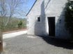 Maison Vente 2 chambres à Courdemanche - 61 560 € Maison de campagne proche village, tous commerces,. Comprenant : Une pièce de vie, deux chambres, une salle d'eau, grenier aménageable. Dépendances : une grange attenanteà la maison d'habitation et un atelier. Terrain arboré de 1250 m2