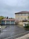 Garage fermé à SCY-CHAZELLES.  Dans jolie résidence, garage individuel situé à l'arrière d'une résidence très calme.
 Au centre du village à SCY-CHAZELLES

 Egalement disponible à cette même adresse: emplacement de parking (Loyer 30EUR HC)