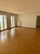 Appartement Location 2 chambres à Mulhouse - 754 € c.c. Au coeur de Mulhouse, Appartement F3 d'une superficie de 75,51m² situé au 3ème étage avec ascenceur d'une résidence récente.
Ce bien dispose des éléments suivants :
1 Cuisine Equipée,
1 Séjour lumineux avec accès au Balcon,
2 Pièces de nuit,
1 Salle de bain,
1 WC,
1 Parking privatif en sous-sol.
Chauffage gaz individuel.