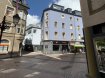 Appartement Vente 2 chambres à Ettelbruck - 360 000 € HOME PROJECT vous propose un joli appartement à ETTELBRUCK d'environ 77 m2, au 2ième étage dans une résidence soignée, qui était construite en 1918 et rénovée récemment.
Dalles en bois.
L'appartement se trouve à quelques pas de la gare d'Ettelbruck ainsi que de la zone piétonne et toutes ses commodités.
Il se compose comme suit :
- hall d' entrée
- 2 chambres à coucher
- cuisine équipée (branchement machine à laver)
- living/salle à manger
- salle de bains avec WC
Des travaux sont à prévoir.
Possibilité d'acheter un emplacement intérieur pour 30.000 '
DISPONIBILITE : DE SUITE
Ref agence :1258