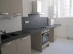 Appartement Location 1 chambre à Cambrai - 400 € PROCHE DU CENTRE VILLE. Appartement de type 2 situé au rdc comprenant : hall d'entrée, cuisine équipée sauf frigo, salon/séjour, 1 chambre, salle de bains (douche)et WC. place de parking - cc gaz - loyer 400 € et 50 € de provision pour les parties communes, l'entretien de la chaudière et la taxe sur les ordures ménagères. honoraires 380 € à la charge du locataire et 381€ à la charge du bailleur ( 25% pour la visite, 35% pour le dossier et le bail, 35% de l'état des lieux , 1 entremise pour le bailleur) à régler uniquement à la signature du bail.