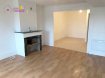 Appartement Location 1 chambre à Lunéville - 300 € c.c. Appartement à l'entrée de Lunéville au 2ème et dernier étage comprenant une cuisine, un salon, une chambre, une salle d'eau avec un WC.
Un grenier.