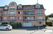 Studio Vente à Stadtbredimus - 275 000 € RESERVE !! TOUT NOUVEAU PRIX !! AVIS AUX INVESTISSEURS !!IMMO EXCELLENCE vous propose un studio entièrement meublé d'une surface habitable d'environ 40 m2 situé au deuxième étage d'une petite Résidence bordant la Moselle. Le studio se compose d'une cuisine équipée et ouverte, donnant sur une grande pièce, avec accès sur un balcon offrant de magnifiques vues dégagées sur la Moselle. Le studio dispose également d'une salle-de-douche avec raccordement pour la machine-à-laver, d'une cave ainsi que d'un emplacement intérieur. La résidence dispose d'un ascenseur.
Ref agence :3426741