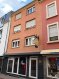 Appartement Vente 2 chambres à Diekirch - 288 000 € Joli appartement de +/- 57 m2 au 1ier étage d'une petite résidence construite en 1965 à 3 unités dans la zone piétonne et comprenant: hall d'entrée, living, cuisine équipée, 2 chambres à coucher, salle de douche avec WC et une cave.
Disponibilité: à convenir
Ref agence :1162