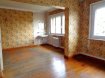 Maison Vente 5 chambres à Lozinghem - 85 200 € Maison Lozinghem. Beaucoup de potentiel pour cette maison de ville aux volumes généreux, elle se compose de :Entrée, salon, salle à manger, cuisine, salle de bain, wc, cave. A l' étage cinq chambres et un grenier. Garage, dépendance, beau jardin arboré.Travaux à prévoir, idéal bricoleur !!!!PVC double vitrage, tout à l' égout.RENSEIGNEMENTS UNIQUEMENT AU 06.19.43.97.29.Delphine UNILOWSKI. dont 6.50 % honoraires TTC à la charge de l'acquéreur.