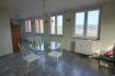 Appartement Vente à Wiltz - 228 000 € Appartement soigné, au centre haut de Wiltz.
Vue panoramique.
A moins de 100m vous avez un supermarché, commerces, pharmacie, boulangerie, hôpital...etc.
Au 2e étage accessible avec ascenceur.
Cuisine ouverte vers la salle à manger et living.
1 chambre à coucher
1 Salle de douche avec WC
Plus d'informations au +352 95 82 59 -1 ou info@immowolz.lu
Ref agence :6748