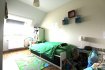 Appartement Vente 2 chambres à Luxembourg-Centre ville - 660 000 € Immomod S.A. vous propose un spacieux appartement à Luxembourg-Cents.
L'appartement se trouve au 4ième étage, dans une résidence de 1999.
Il se compose de 2 ch. à c.(13,62 m2 et 14,87 m2), un salon avec la salle à manger de 27 m2, une cuisine séparé et équipée de 11 m2. Une salle de bain et un WC séparé. Egalement vous avez les machines à laver dans l'appartement, dans un petit débarras.
Au sous-sol il y a une place de parking et une cave de 8 m2.
Proche de toutes les commodités, crèche, police, supermarché, pharmacie donc tous est accessible à pied.
N'hésitez pas à nous contacter au 691 92 54 85