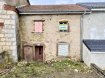 Maison Vente 3 chambres à Waldweistroff - 40 000 € Maison à renover. Maison de village à rénover avec jardin.Toiture neuve.