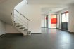 Duplex Location 2 chambres à Luxembourg - 2 200 € Beau duplex situé au 2ième et 3ième étage d’une résidence à 4 unités, bien entretenue, située dans une rue calme du Rollingergrund.
Le duplex dispose de :
2ième étage :
Hall d’entrée avec armoire encastrée, grand living/salle à manger avec une belle cheminée, cuisine équipée avec accès au balcon et 1 WC séparé.
3ième étage :
Palier avec accès à la terrasse, 2 chambres à coucher dont 1 dispose des armoires encastrées et 1 grande salle de douche avec double lavabo et WC.
On dispose également d’une cave privative et 2 emplacements intérieurs.
A visiter.