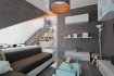 Appartement Location 1 chambre à Pétange - 1 200 € immohub, votre partenaire dans l'immobilier à Pétange vous propose un appartement au 4ième étage avec ascenseur dans une petite résidence à 8 unités.
L'appartement se compose comme suit:
-Hall d'entrée 4,5 m2
-Living et salle à manger 18 m2
-Cuisine équipée ouverte 9,4 m2
-Chambre à coucher 16 m2
-Salle de bain avec WC, douche et lavabo 3,4 m2
-Mezzanine : Possible d'arranger une deuxième chambre ou un bureau.
Le bien se complète par une cave privative ainsi que deux emplacements intérieurs.
Détails:
-Année de construction : 2015
-Ascenseur
-Chauffage au gaz